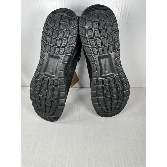 Size 12 Nike Air Max Nuaxis Black Anthracite Low Top Lace-Up Sneakers FD4329-004